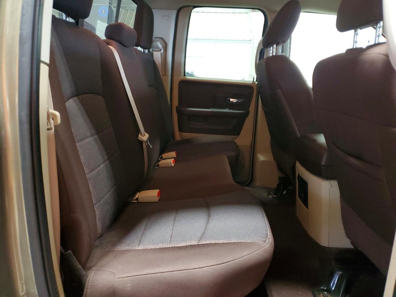 2014 Dodge Ram 1500 slt