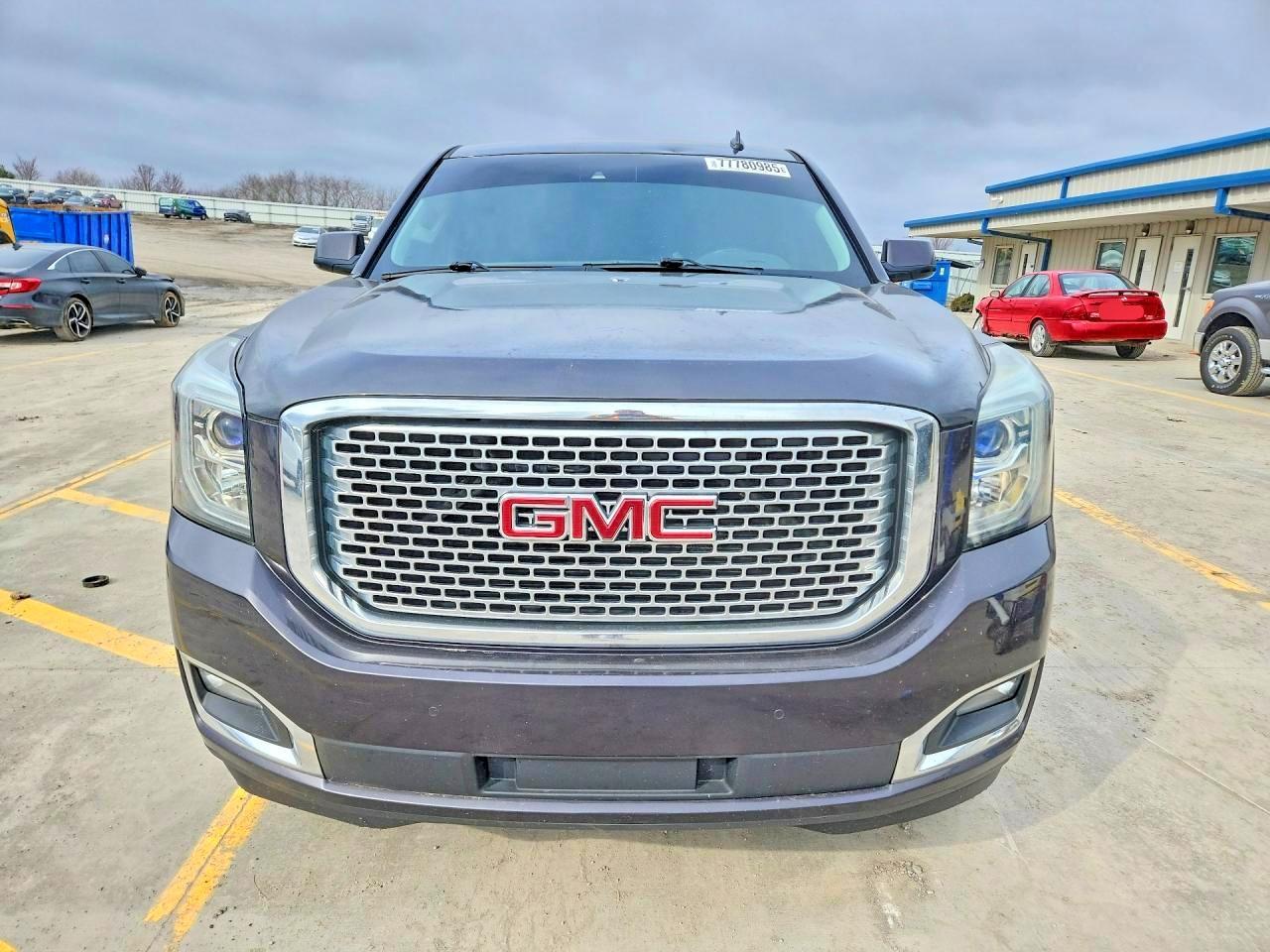 2015 GMC Yukon slt
