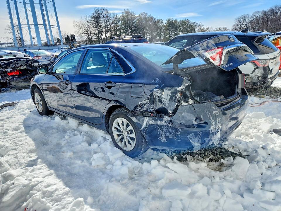2017 Toyota Camry le