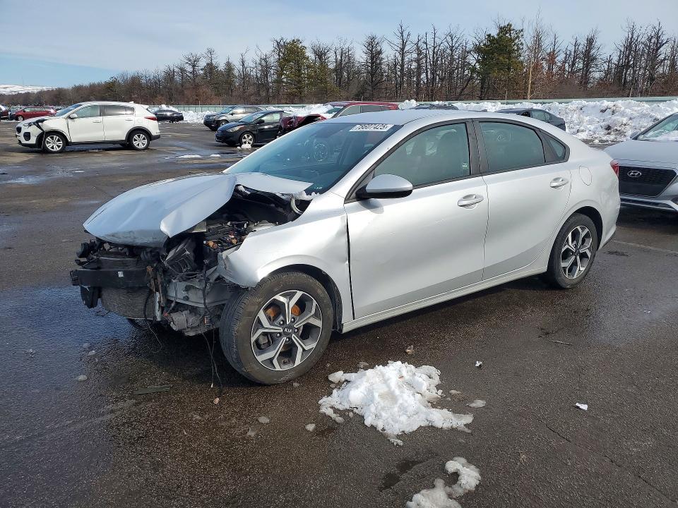 2021 KIA Forte fe