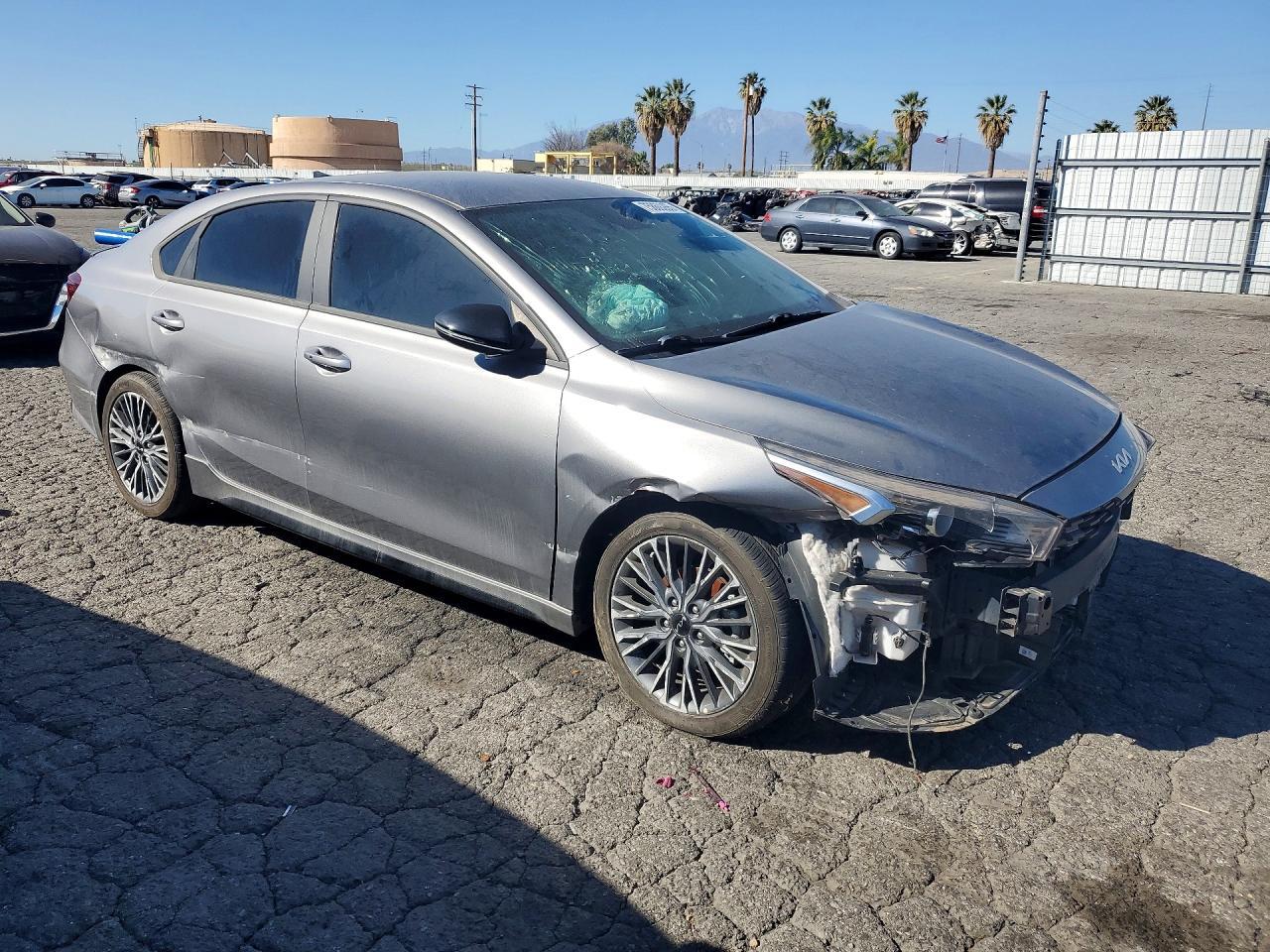 2024 KIA Forte gt Line
