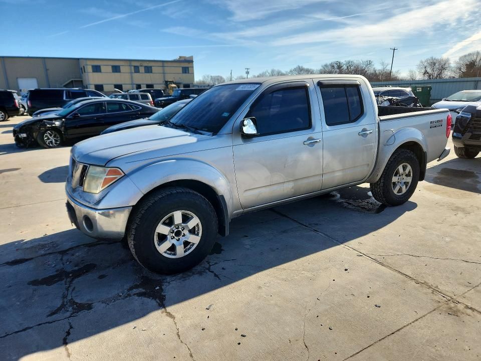 2008 Nissan Frontier Crew cab le
