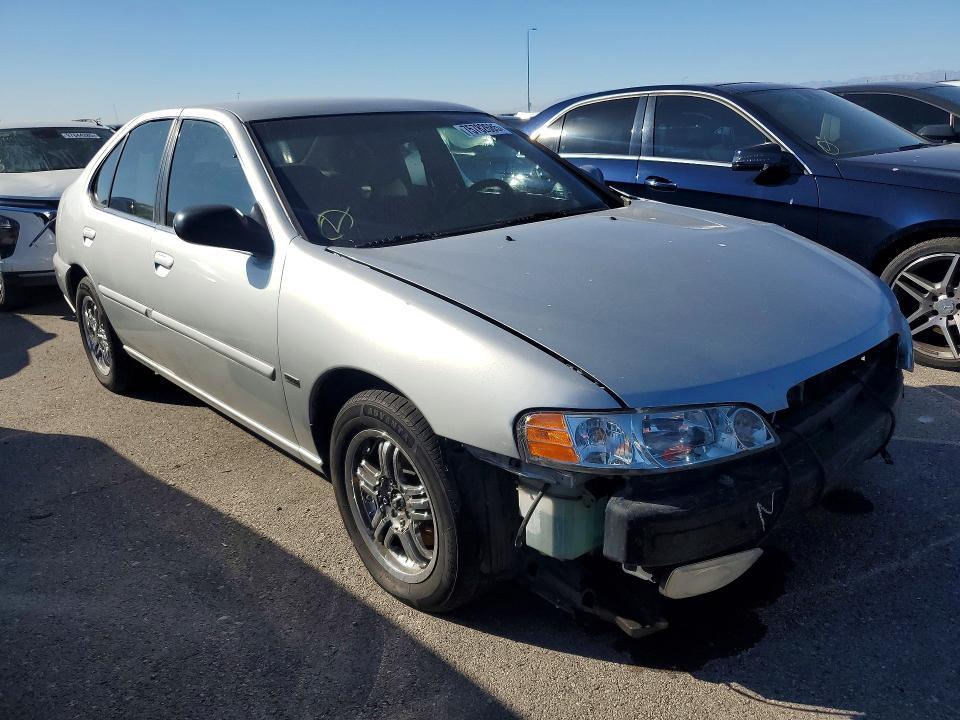 2001 Nissan Altima xe