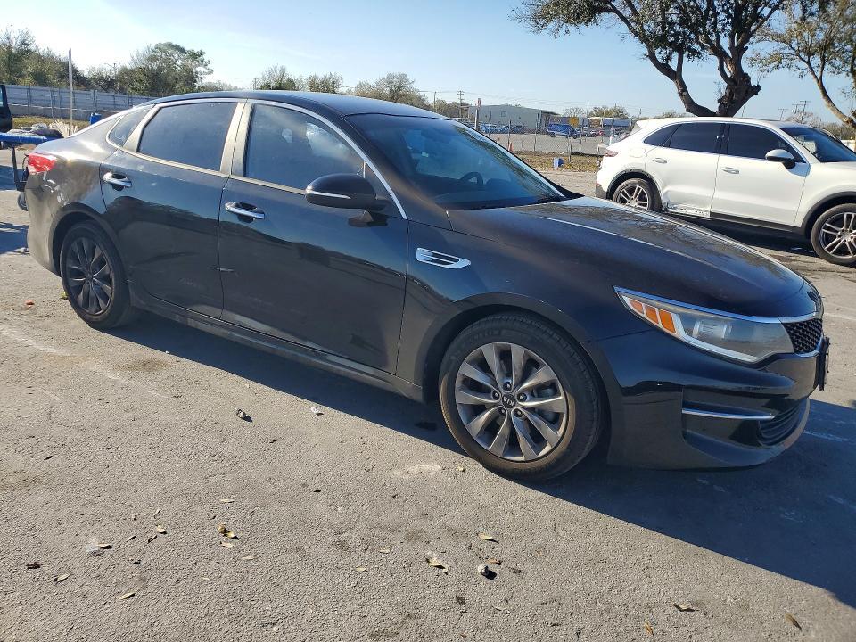 2016 KIA Optima lx