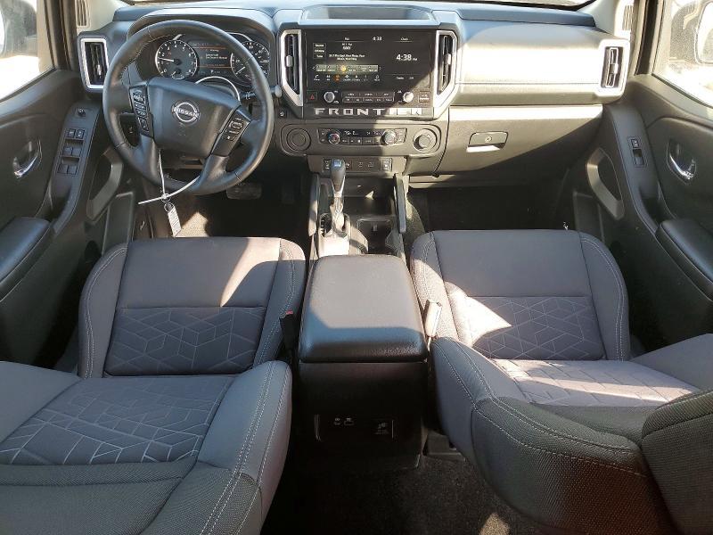 2025 Nissan Frontier s