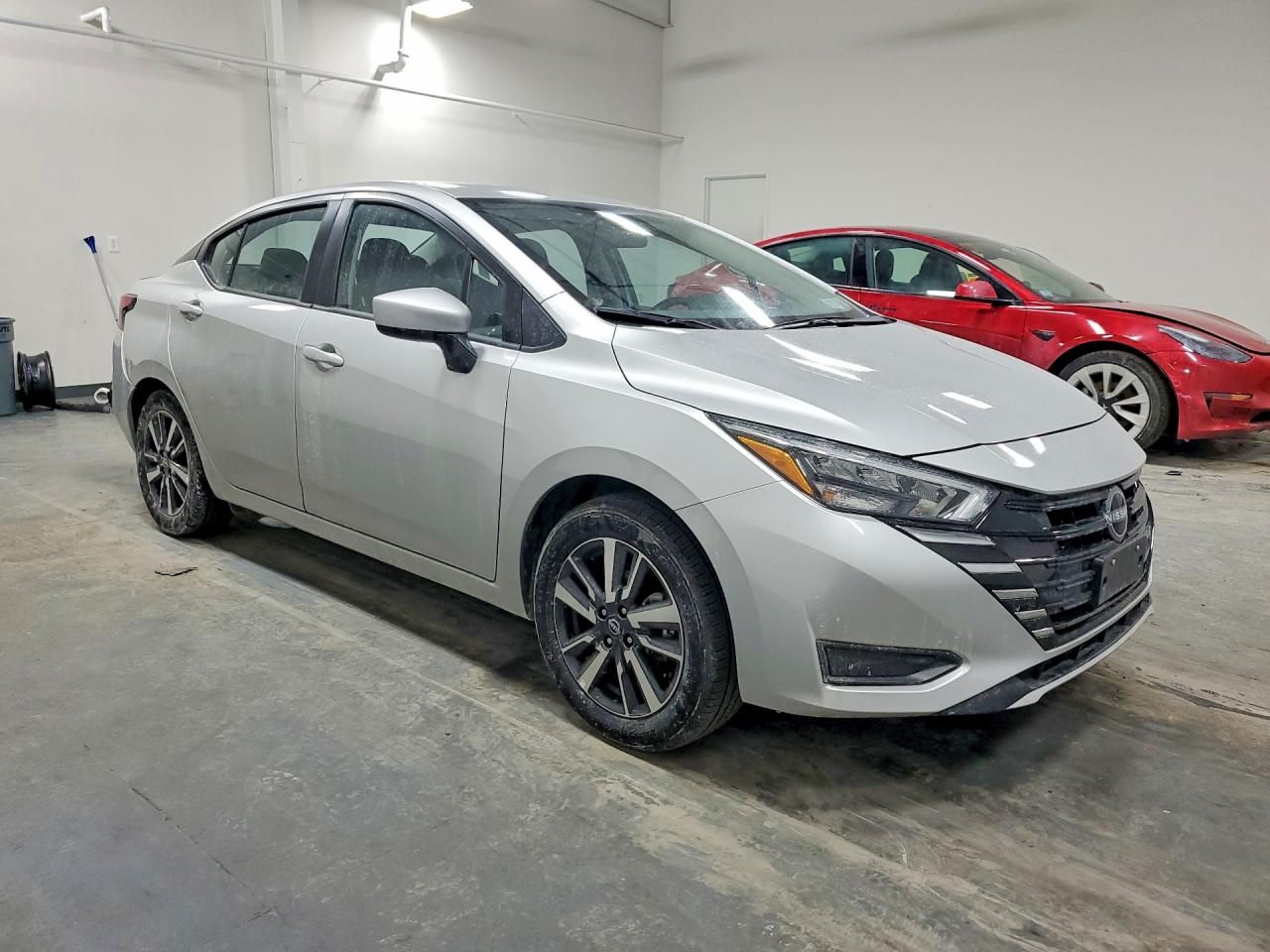 2025 Nissan Versa sv