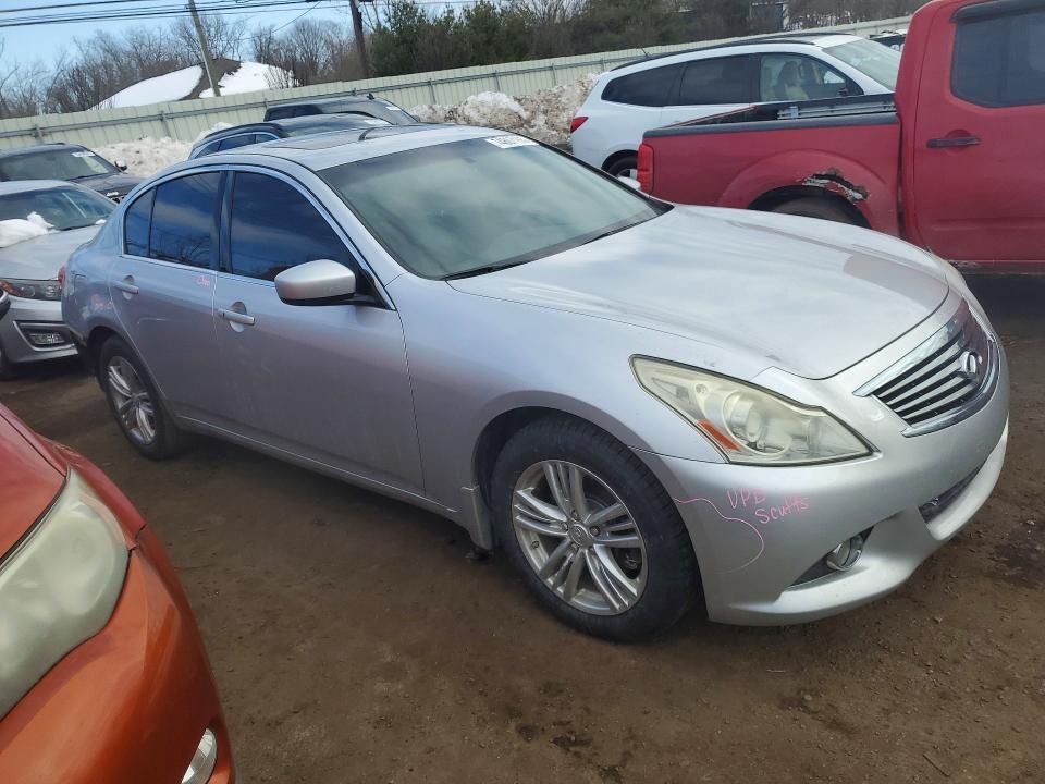 2013 Infiniti G37