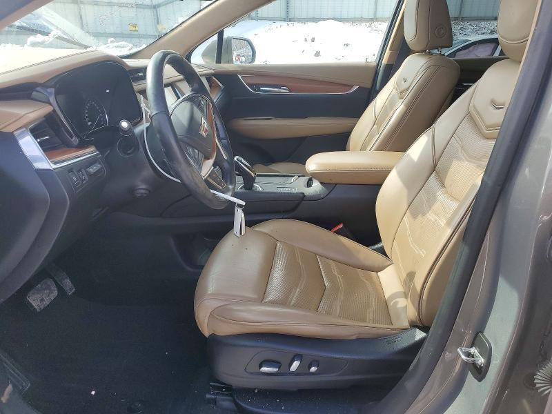2019 Cadillac XT5 Platinum