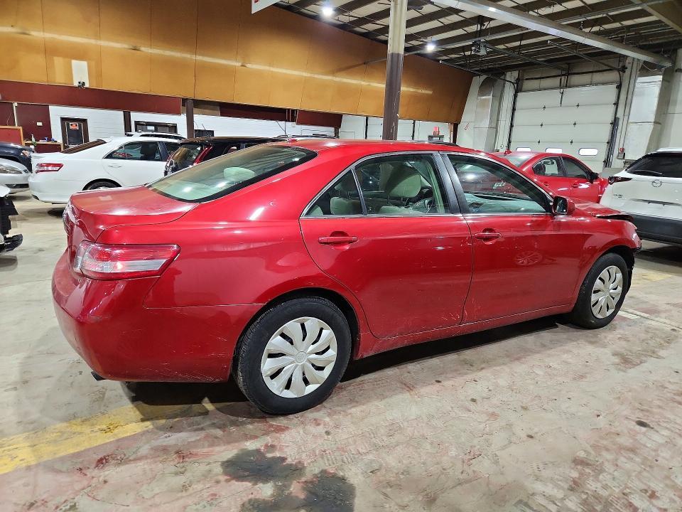 2010 Toyota Camry le