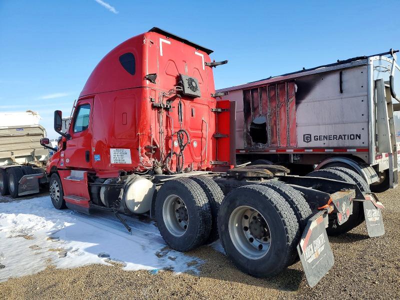 2021 Freigliner Cascadia 126