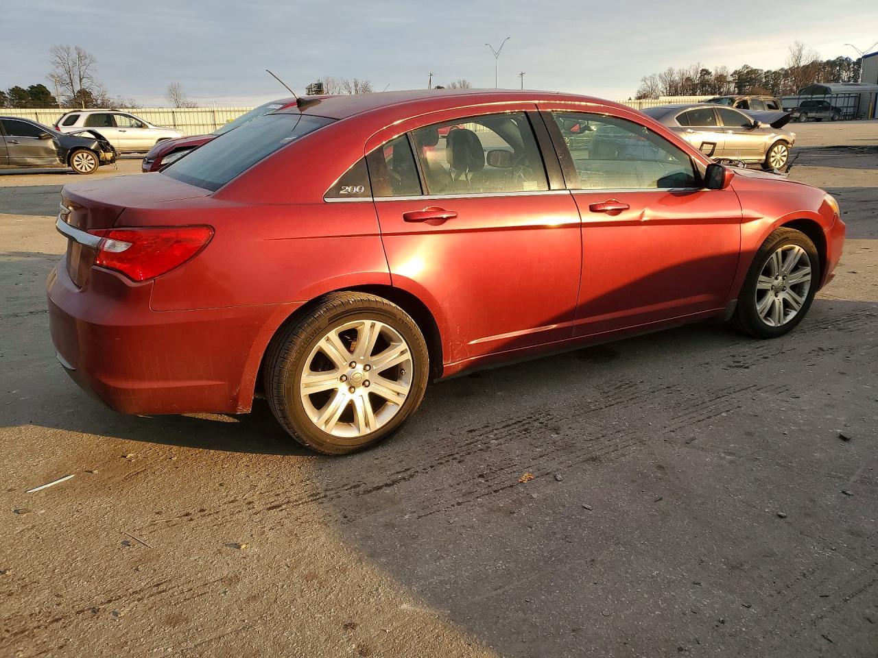 2013 Chrysler 200 Touring