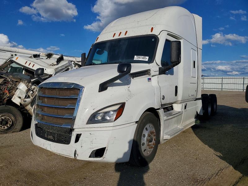 2022 Freigliner 2022 Freightliner Cascadia 126 Semi Truck