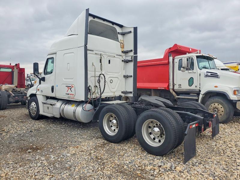 2018 Freightliner Cascadia 125 Semi Truck