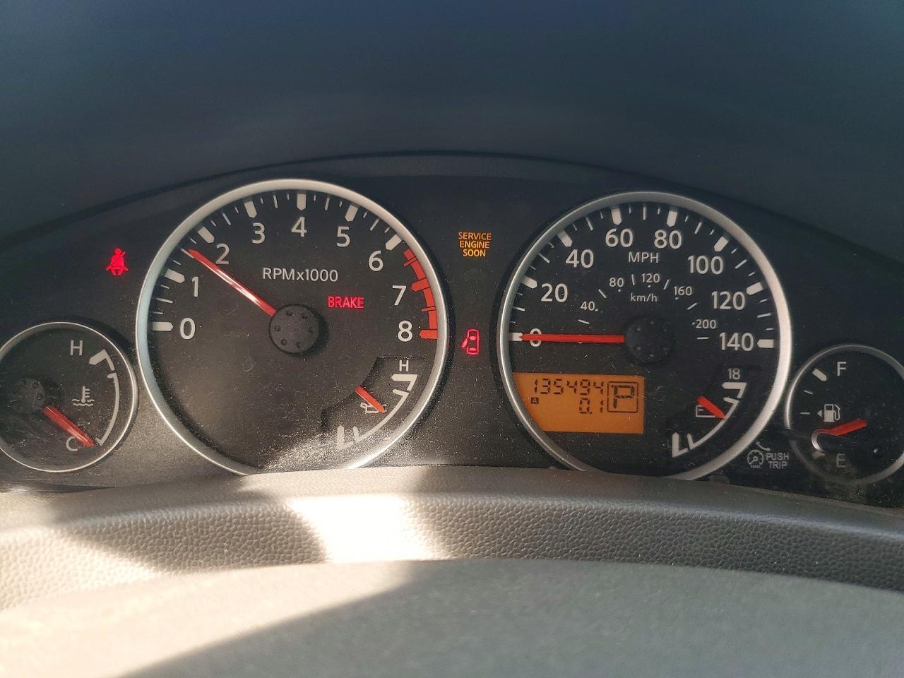 2007 Nissan Frontier Crew cab le