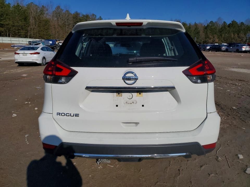 2018 Nissan Rogue s