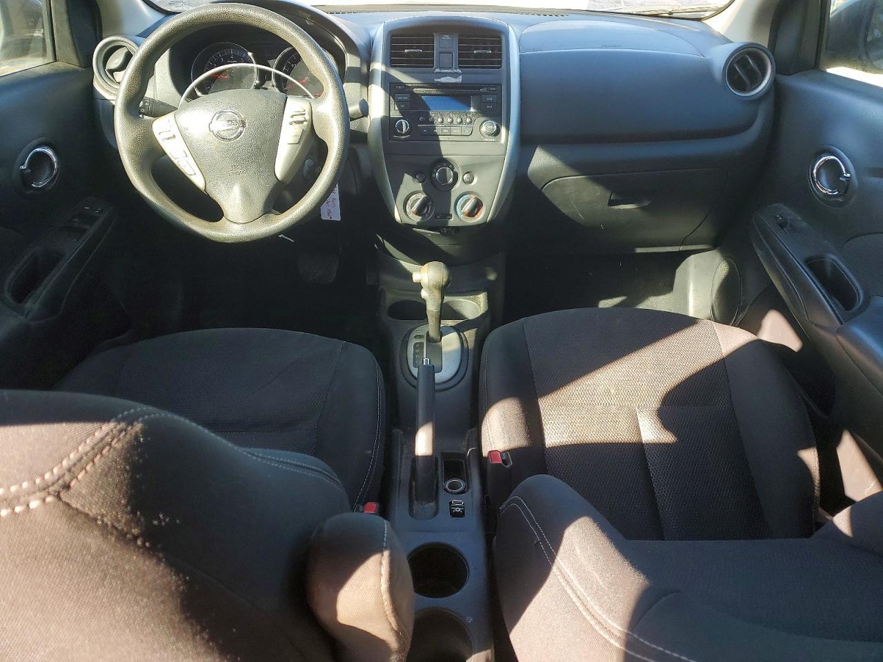 2015 Nissan Versa s