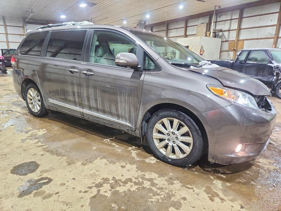 2014 Toyota Sienna xle