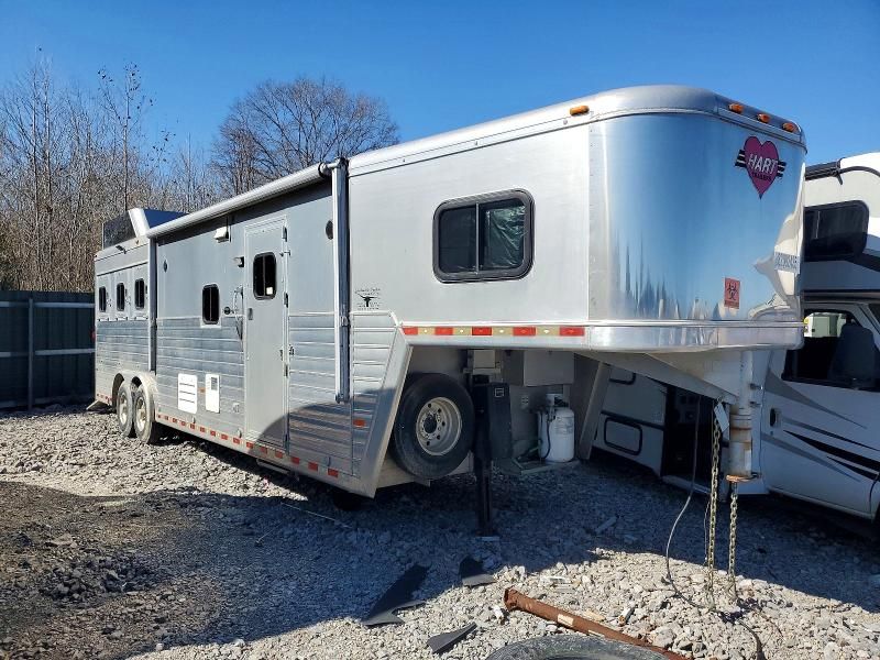 2008 Heartland Horse Trailer 3HLQ