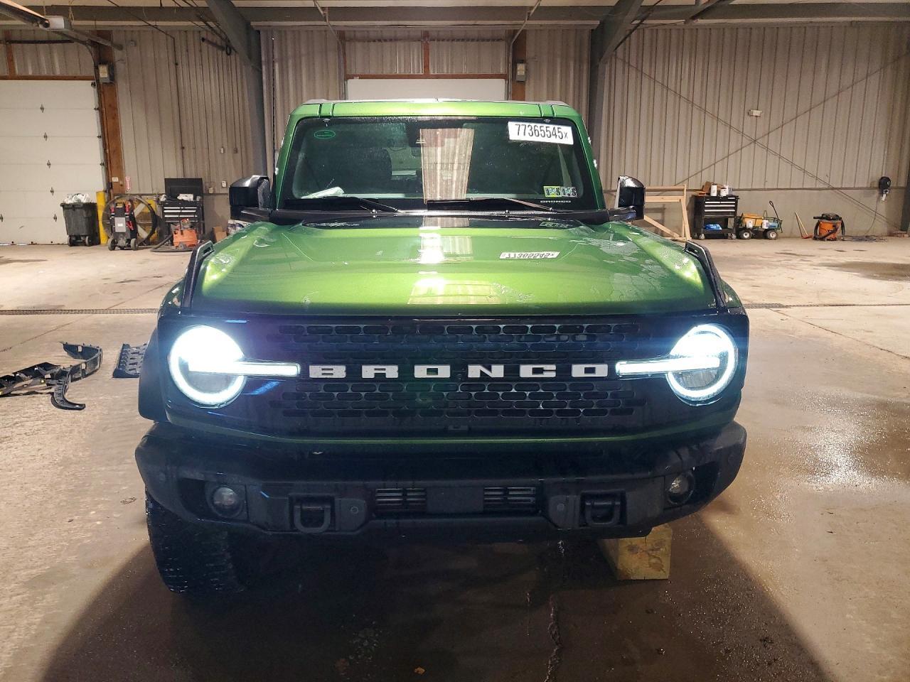2023 Ford Bronco Base