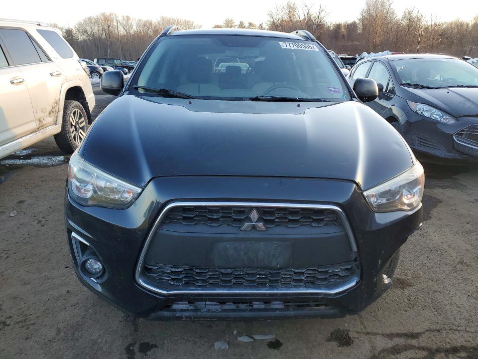 2013 Mitsubishi Outlander Sport le