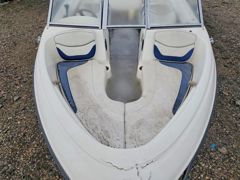 2004 Bayliner Boat