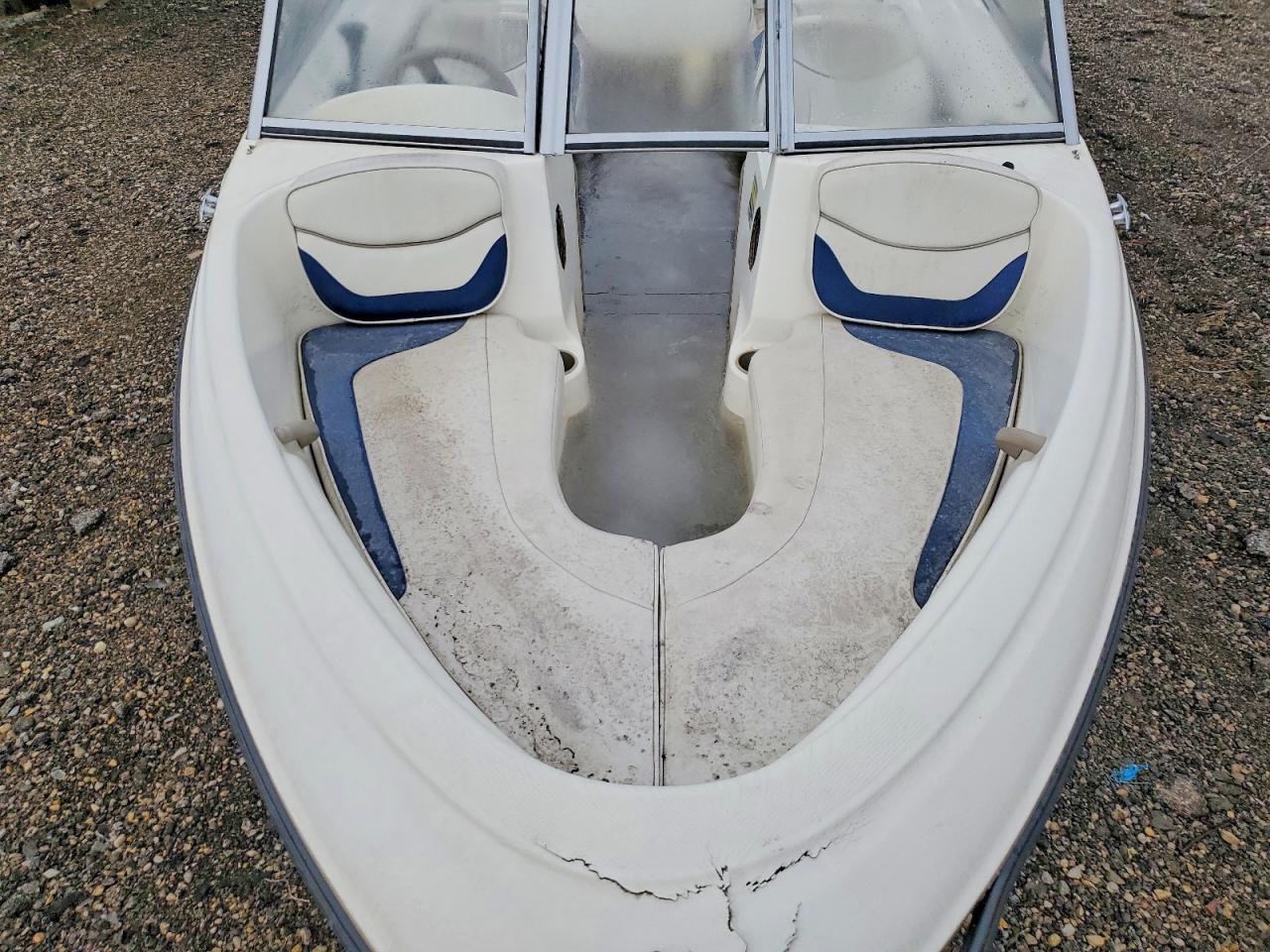 2004 Bayliner Boat