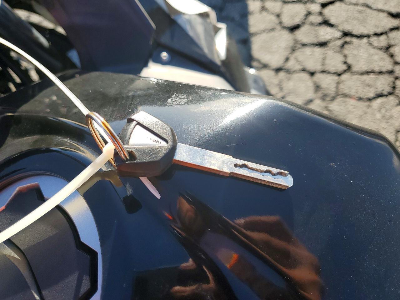 2023 Kawasaki EX400