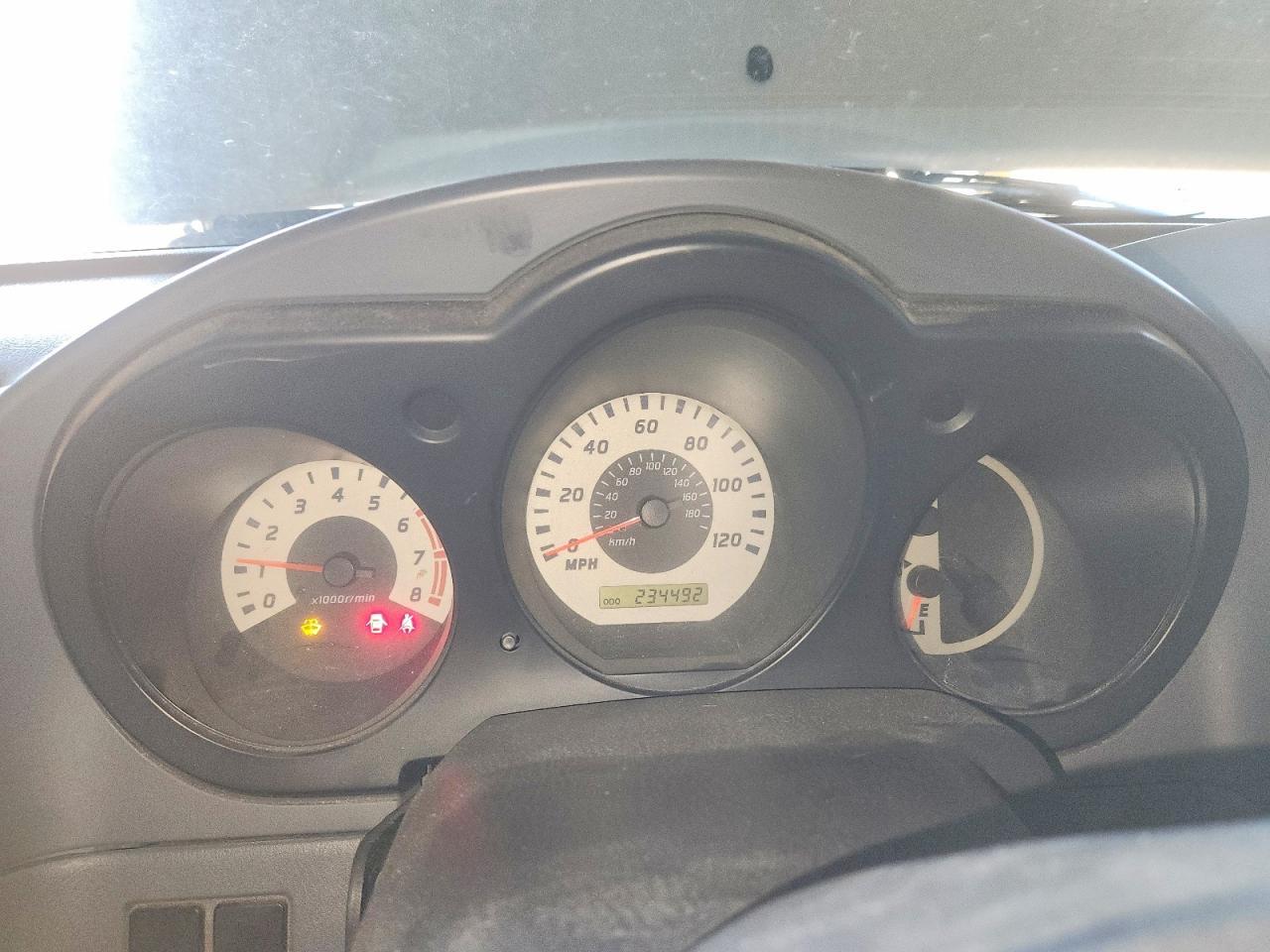 2004 Nissan Frontier Xe-v6