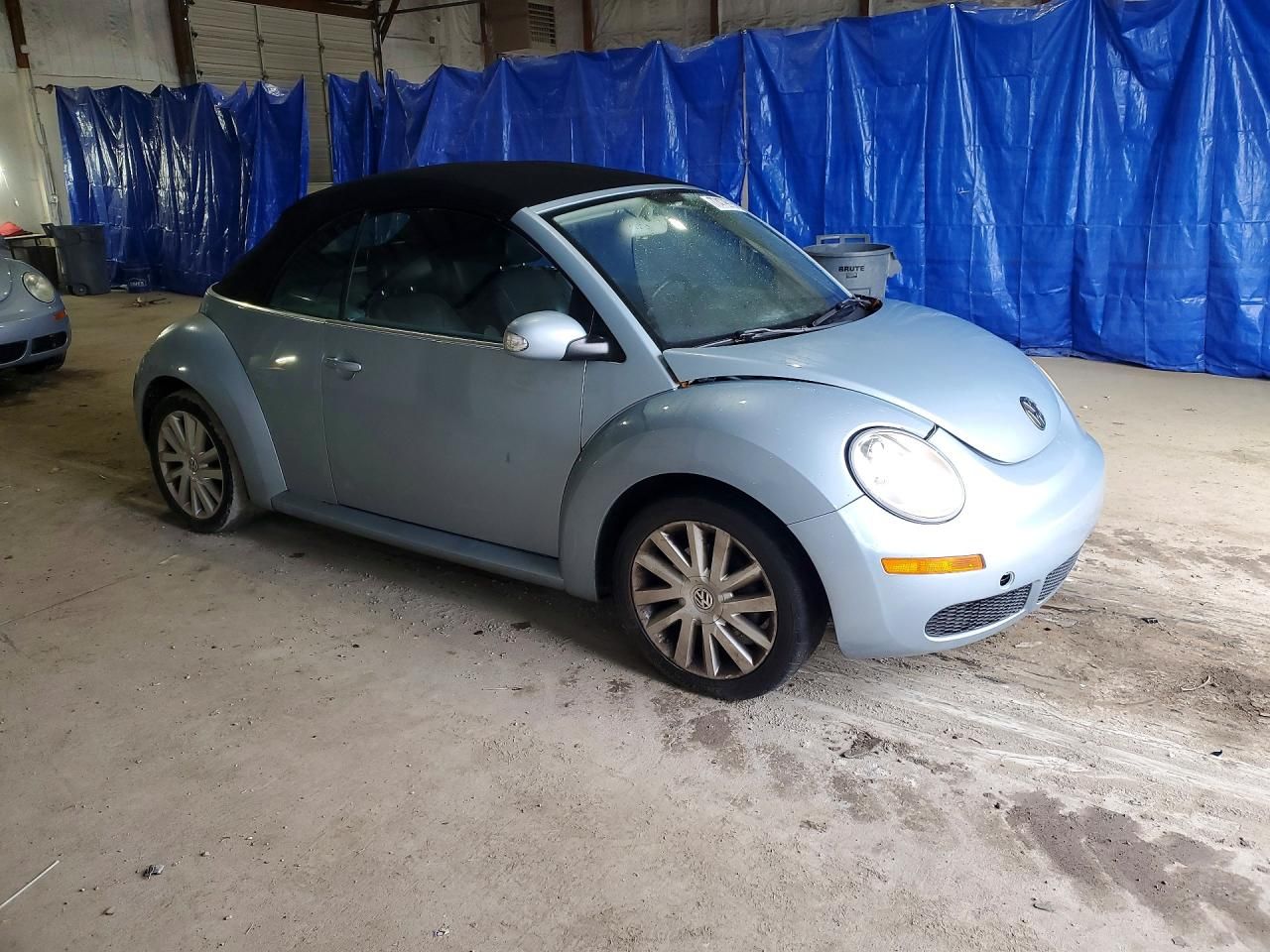 2009 Volkswagen New Beetle s