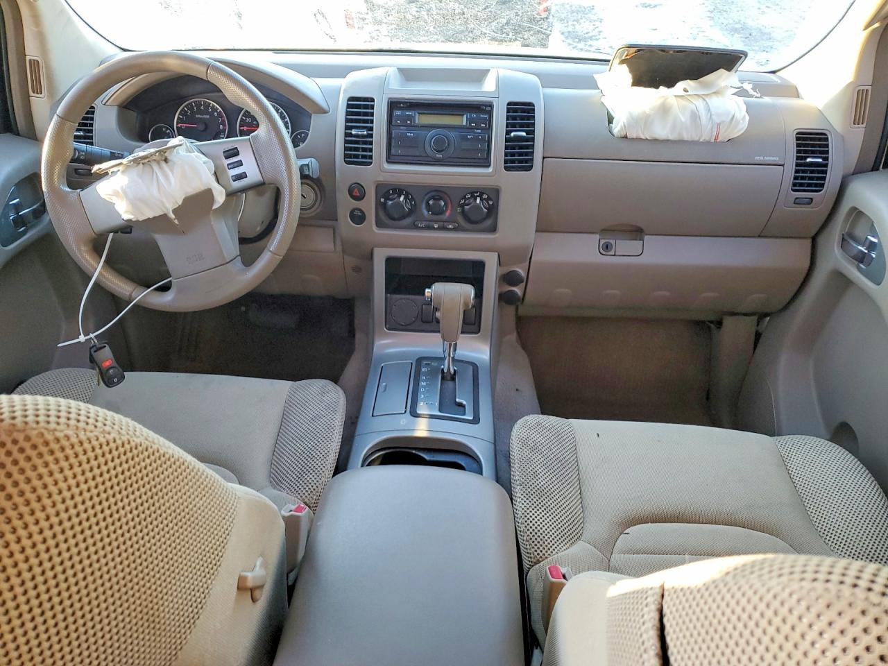 2008 Nissan Pathfinder s