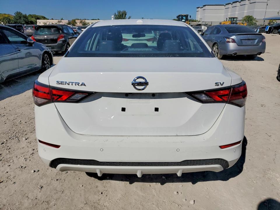 2023 Nissan Sentra sv