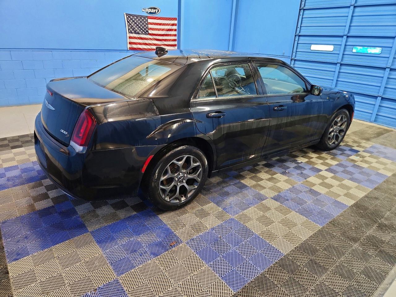 2018 Chrysler 300 s