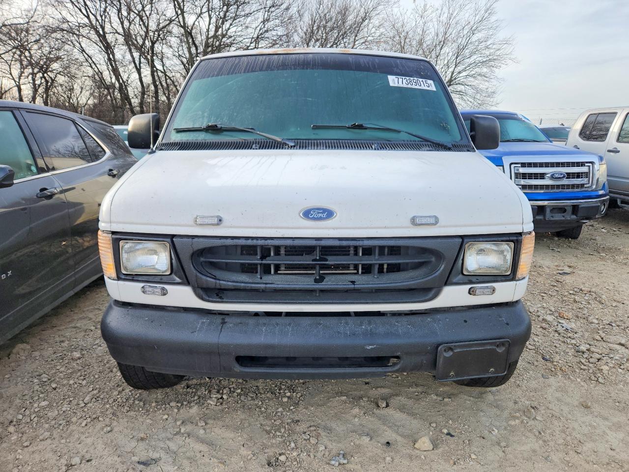 2001 Ford Econoline E150 van