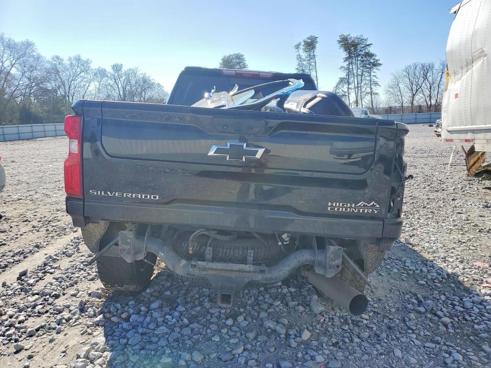 2023 Chevrolet Silverado K3500 High Country