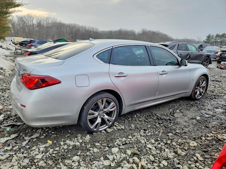 2015 Infiniti Q70l 5.6