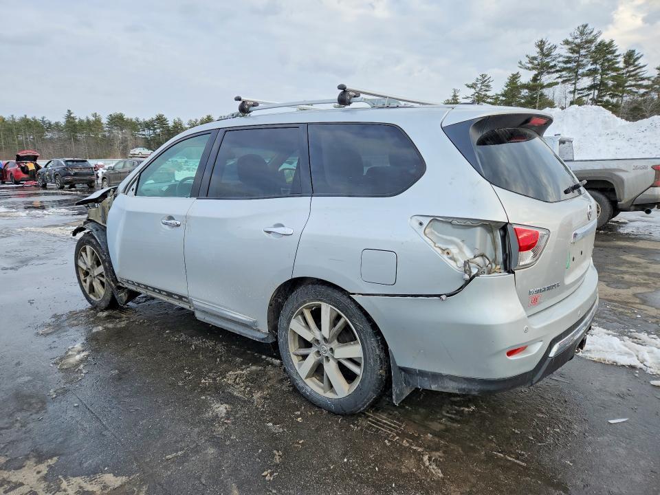 2016 Nissan Pathfinder s