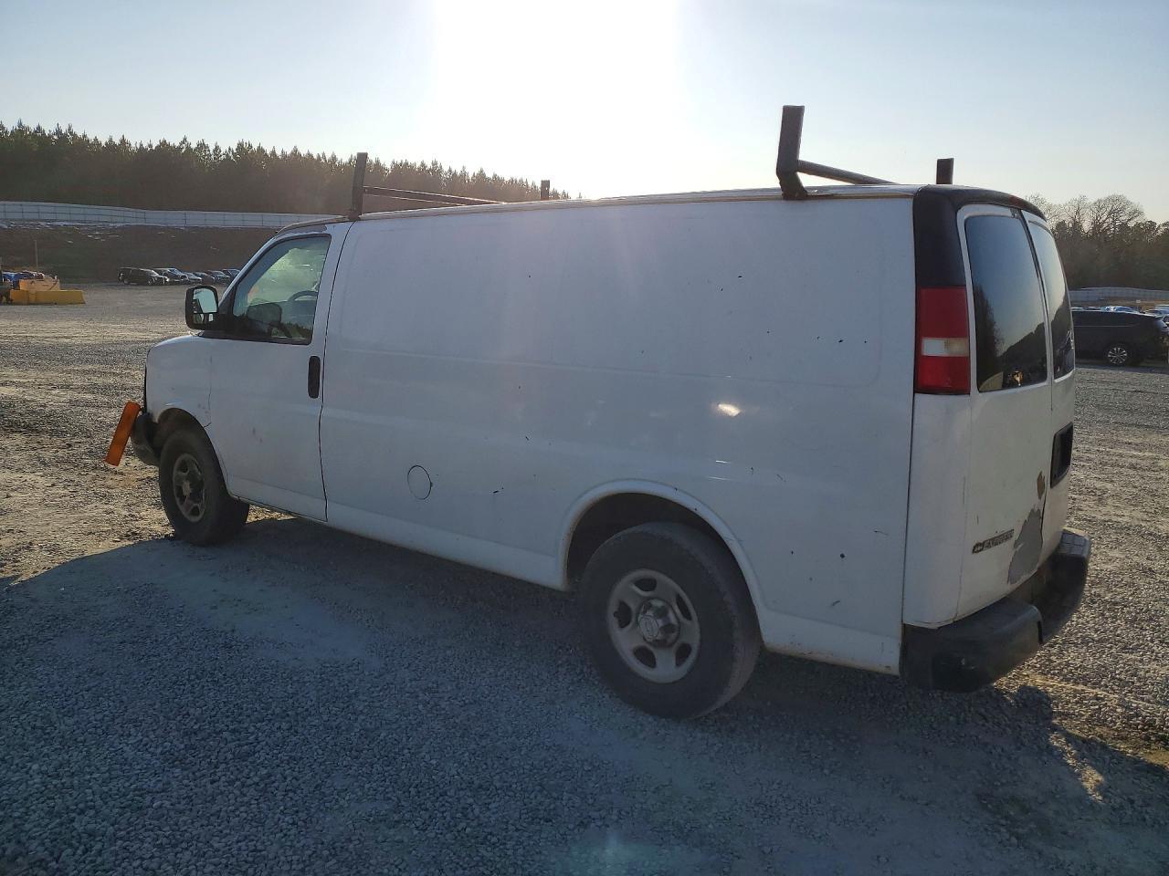 2008 Chevrolet Express G1500 Delivery Van