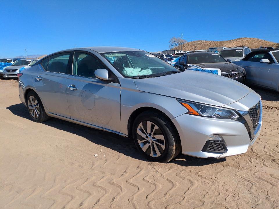 2021 Nissan Altima s