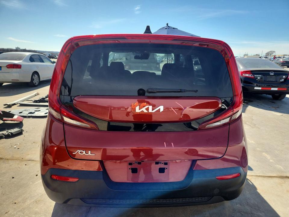 2022 KIA Soul lx