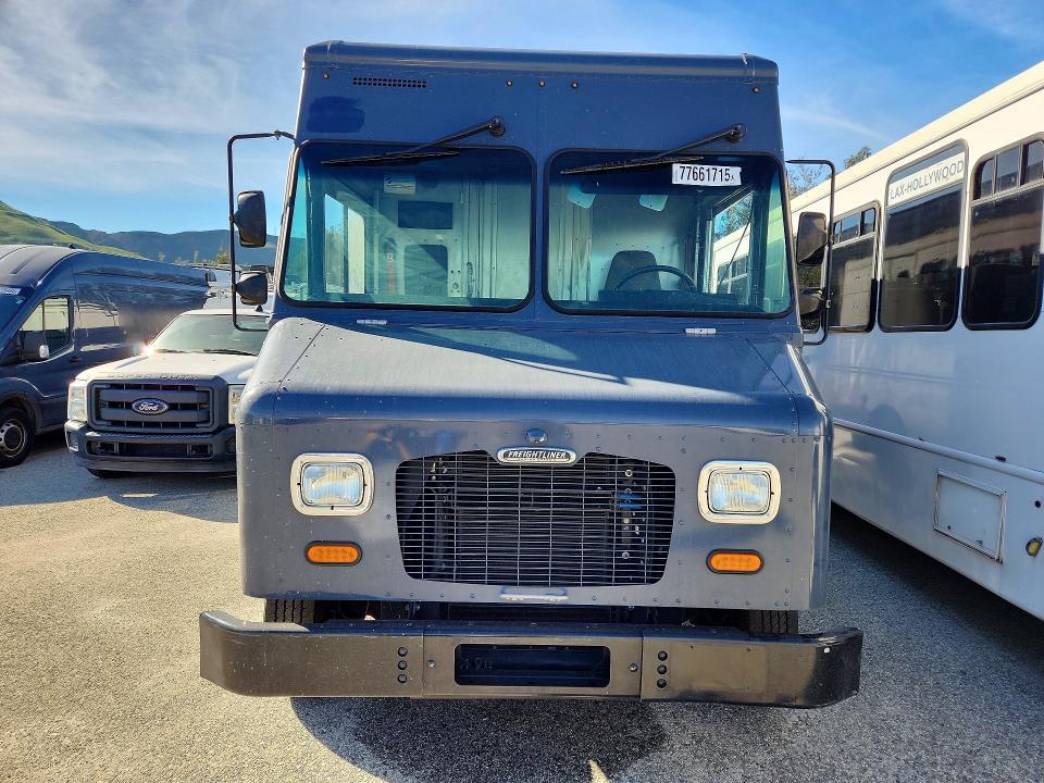 2021 Freightliner MT45G Chassis Delivery Van