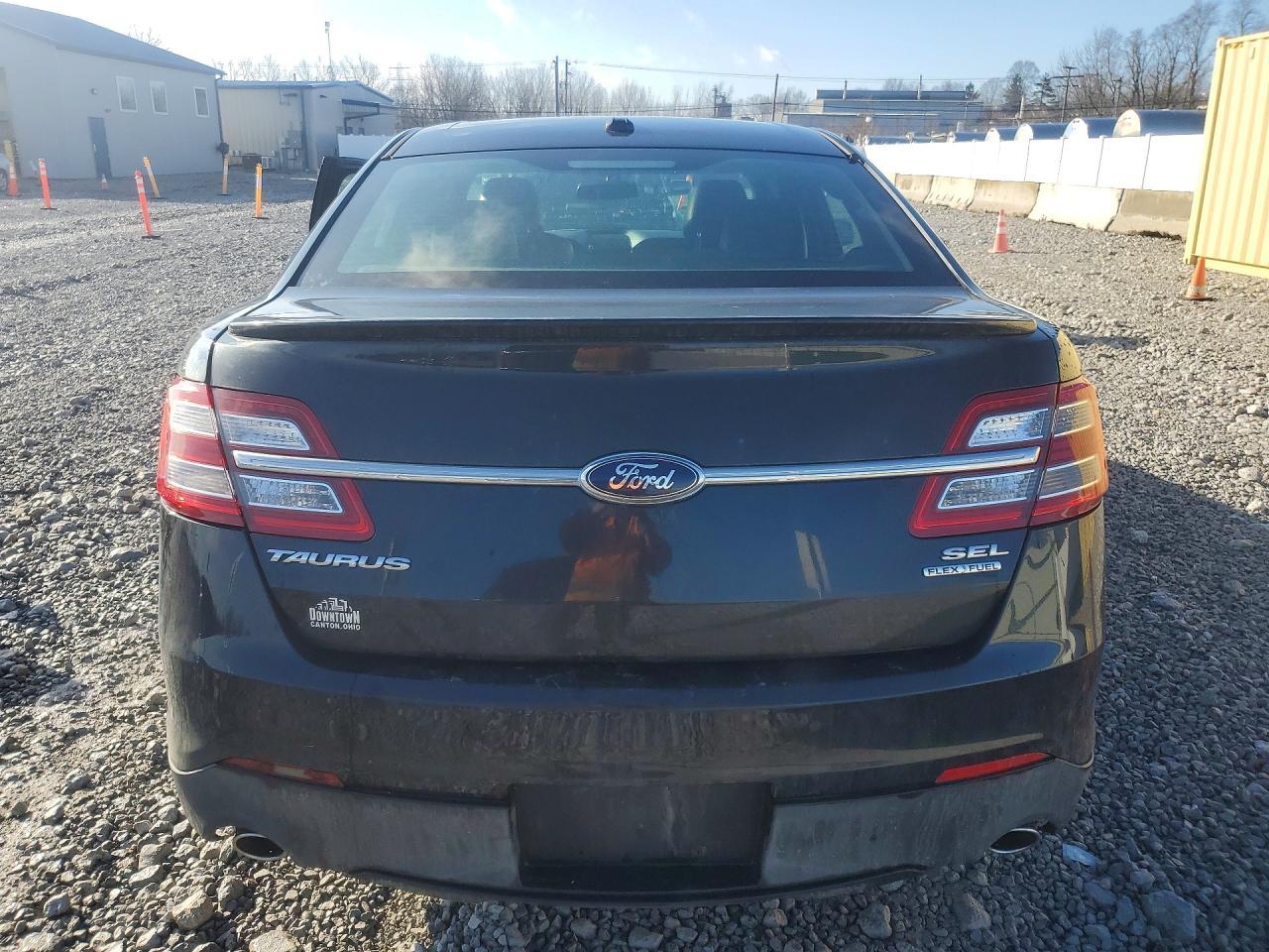 2013 Ford Taurus sel