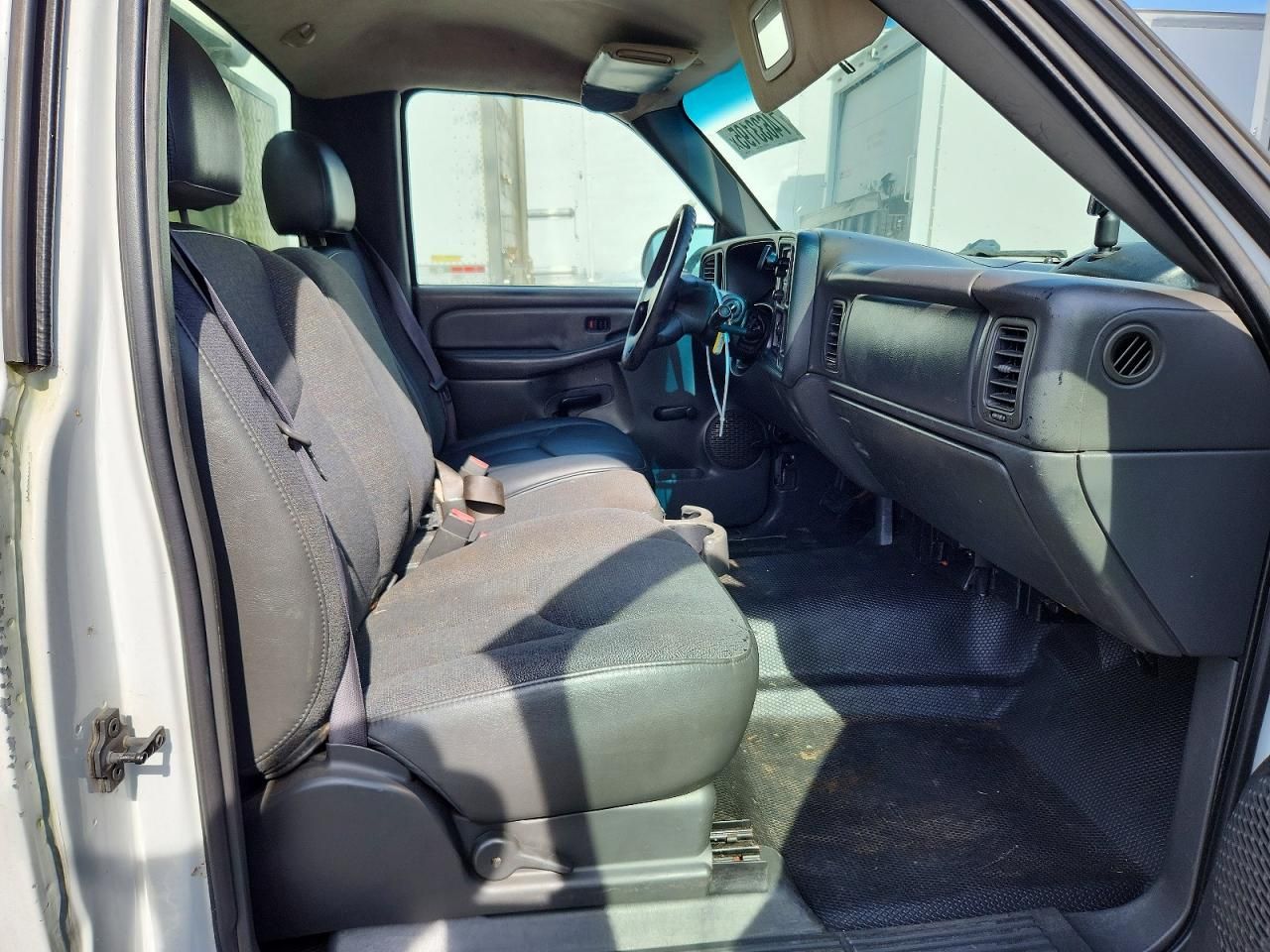 2003 Chevrolet Silverado Utility / Service Truck