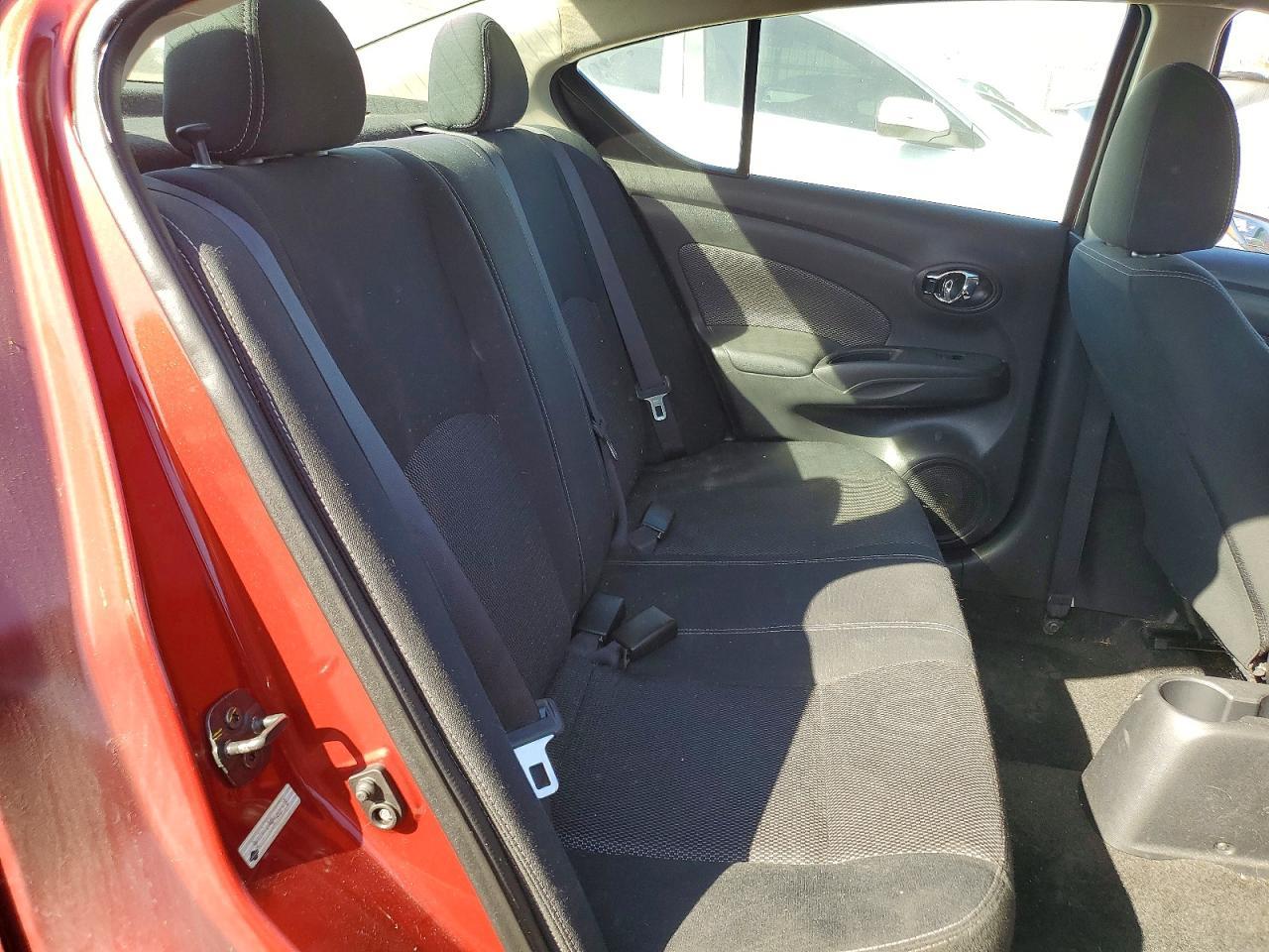 2017 Nissan Versa s
