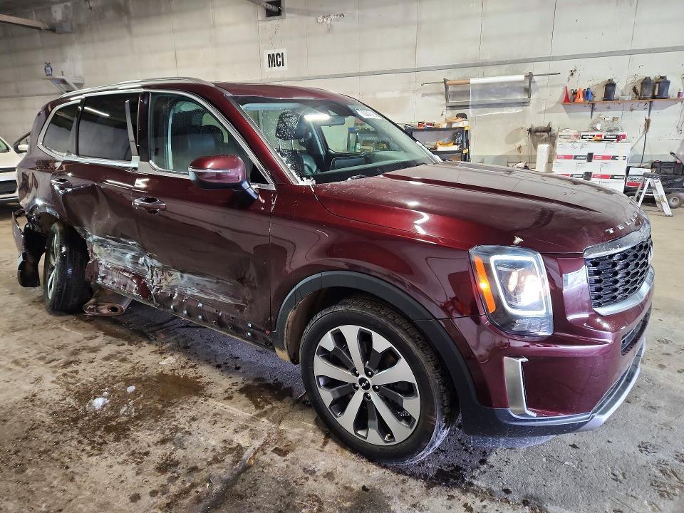 2022 KIA Telluride s
