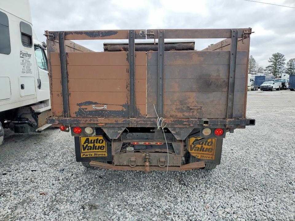 2013 Ford F450 Super Duty Flatbed Truck