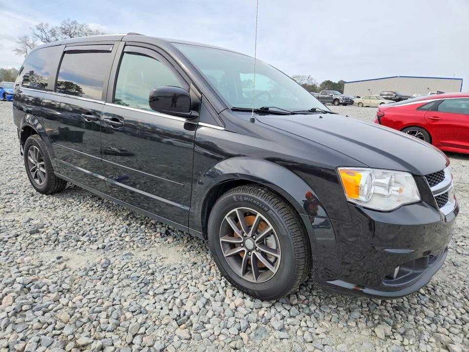 2017 Dodge Grand Caravan sxt