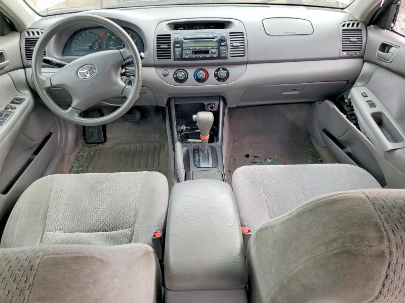 2002 Toyota Camry le