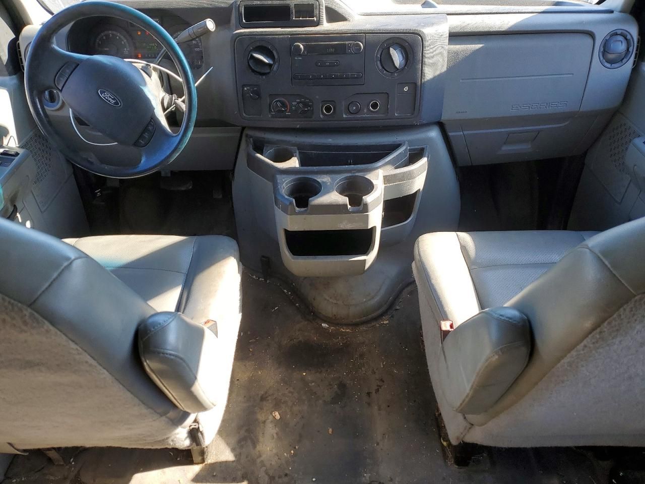 2014 Ford E250 Delivery Van