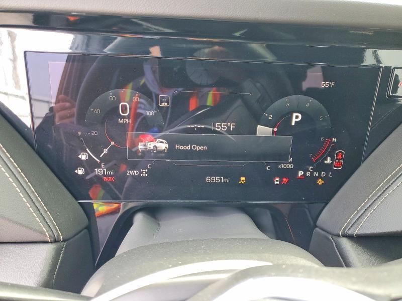 2025 GMC Yukon Elevation