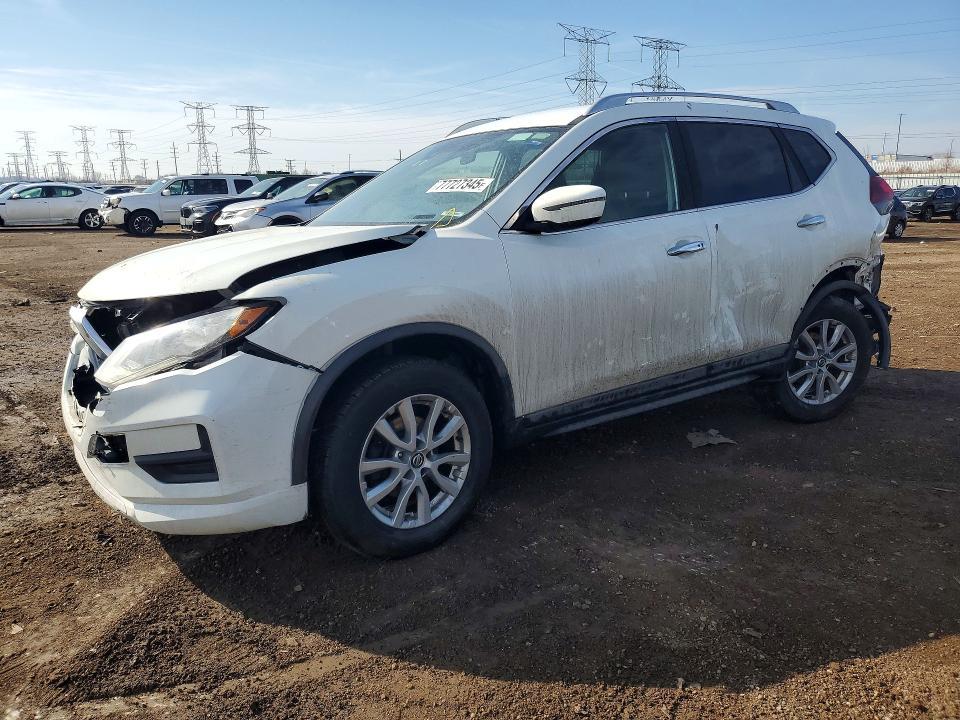 2020 Nissan Rogue sv